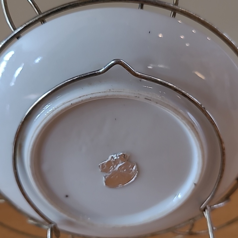 VINTAGE 1962 Seattle World's Fair Mini Plate With Wire Frame Hanger/Stand - Picture 5 of 15